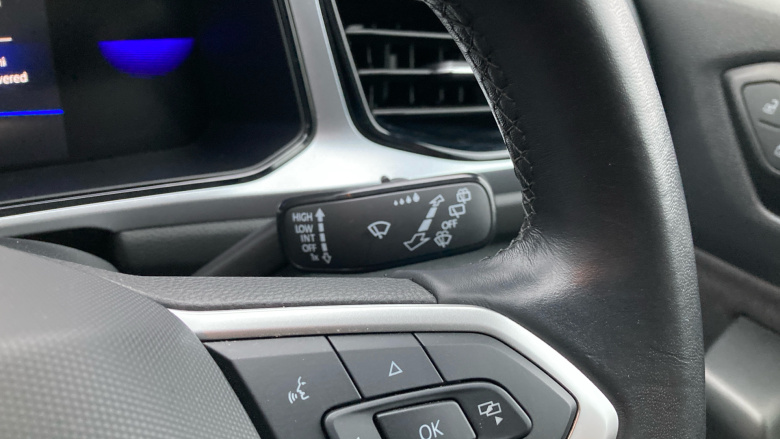 Volkswagen T-Roc 1.5 TSI Life 5dr Petrol Hatchback